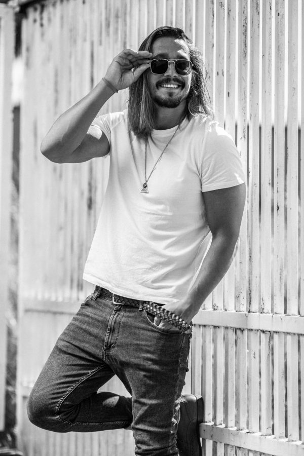 męska sesja zdjęciowa na mieście Kraków – portret mężczyzny