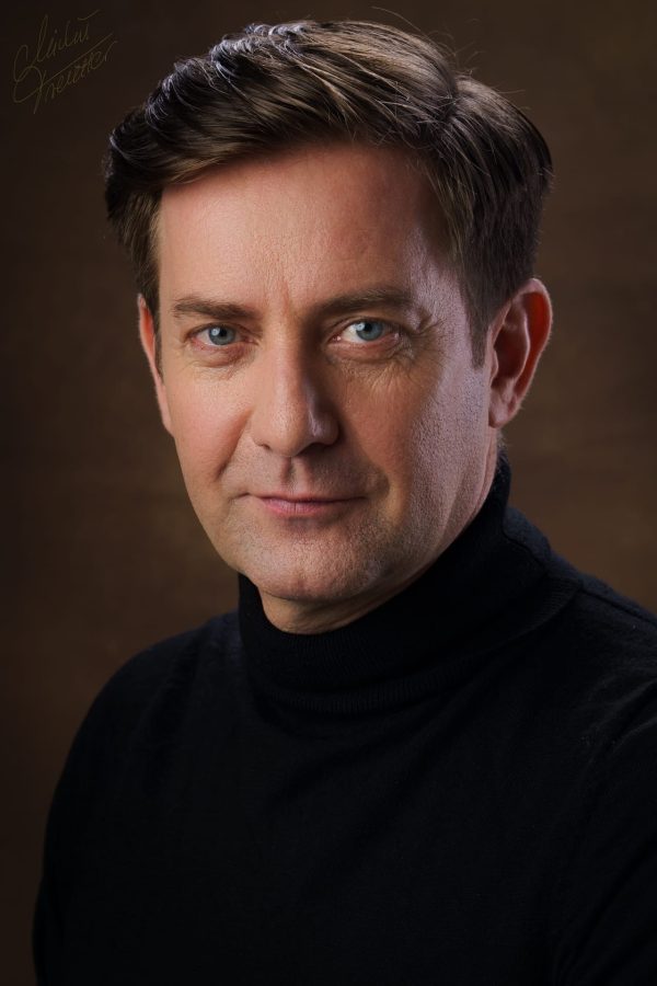 Rafał Królikowski męska sesja zdjęciowa w studio Kraków – portret mężczyzny