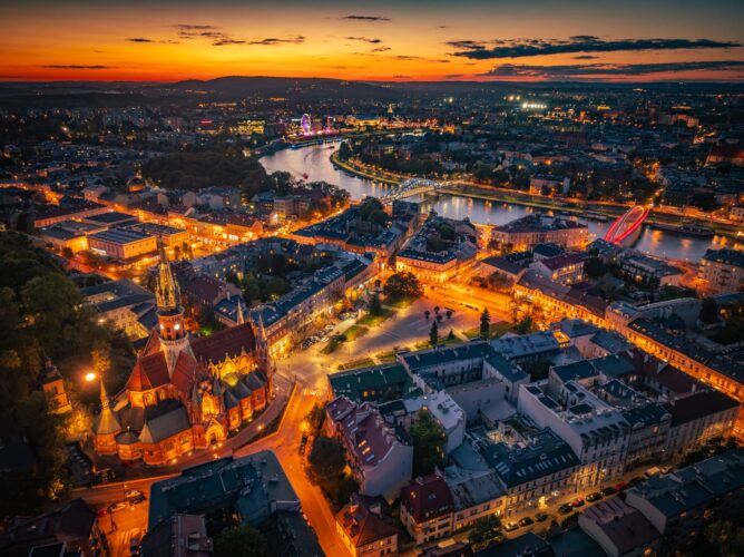 2024.09.31 Kościół w Rynku Podgórskim i widok na zakole Wisły