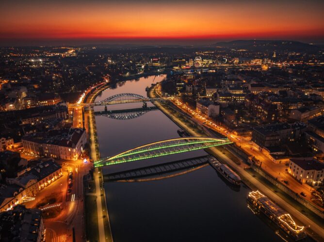 2025.02.05 Zachód słońca nad Kładką Bernatka